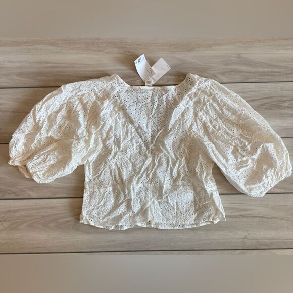 H&M Blouse with Eyelet Embroidery White L NWT IN PACKAGE - Picture 4 of 7